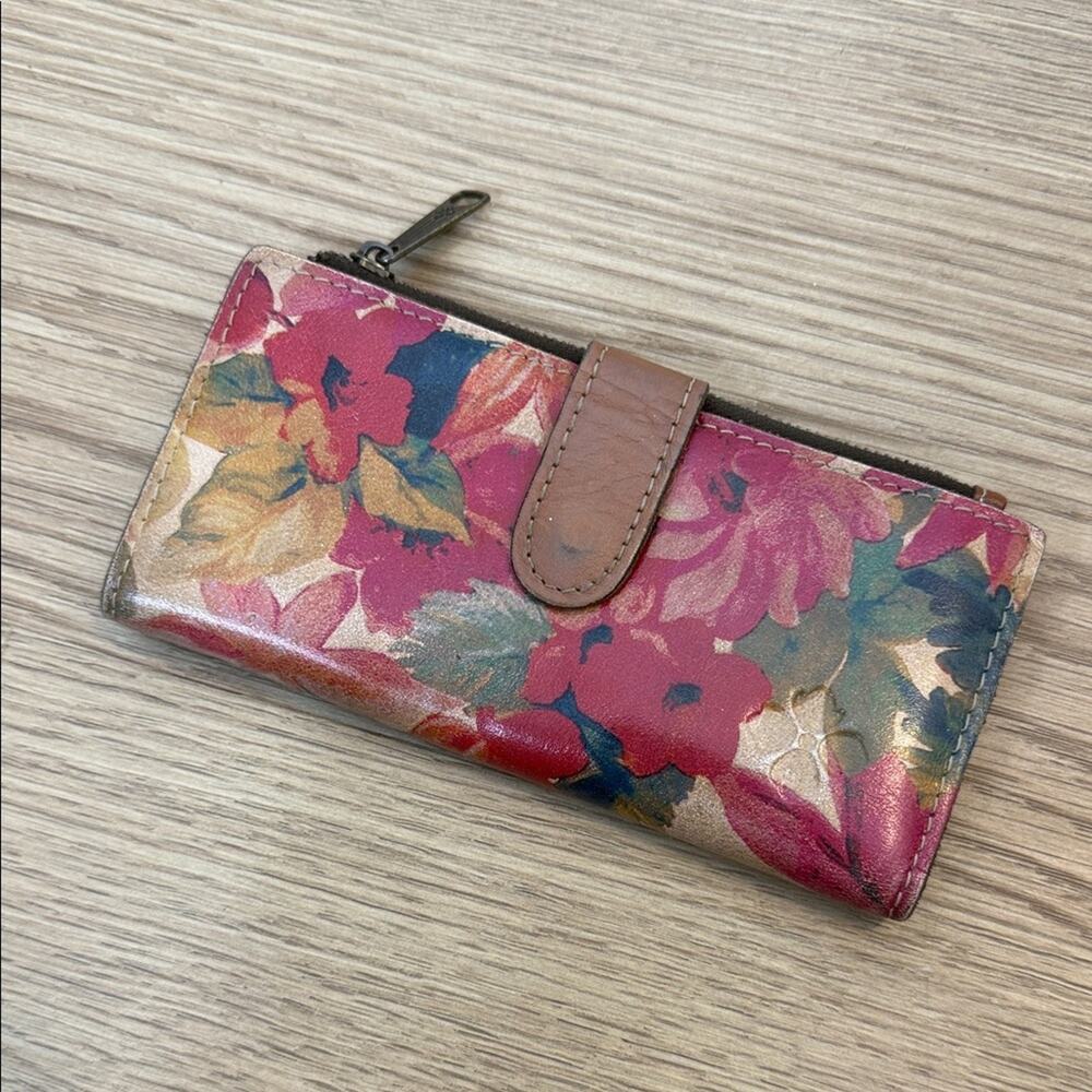 Patricia Nash Vintage Style Floral Pink and Brown Women's Wallet